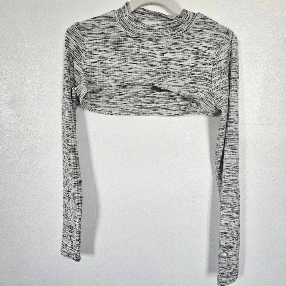 n:philanthropy Mock Neck Long Sleeve Cutout Cropped Top Grey Marl Size Small NWT